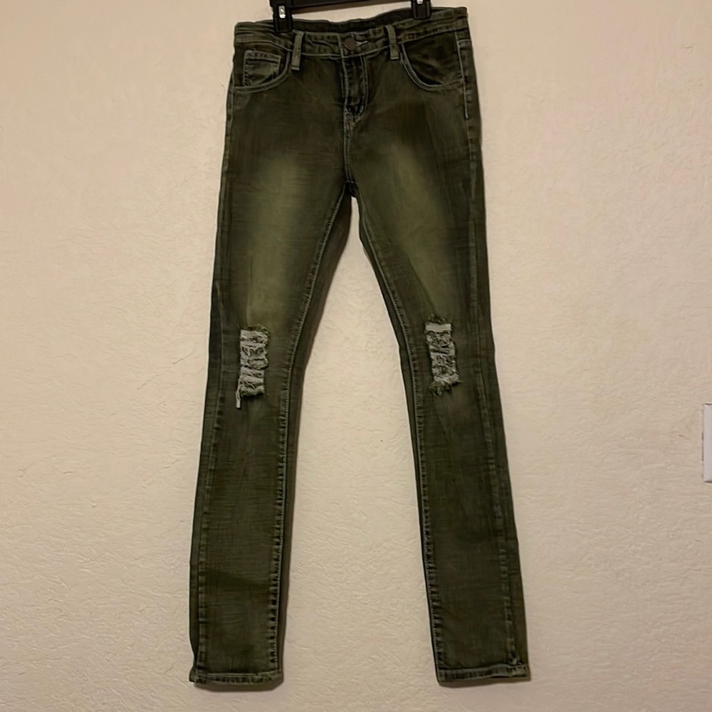 Fitted jeans w/ stretch